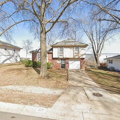 11019 Spring Valley Rd, Kansas City, MO 64134