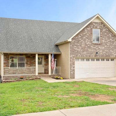 1104 Ishee Dr, Clarksville, TN 37042