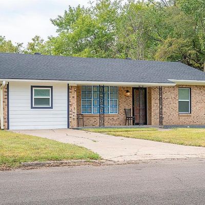 1106 W Jackson St, Clarksville, TX 75426