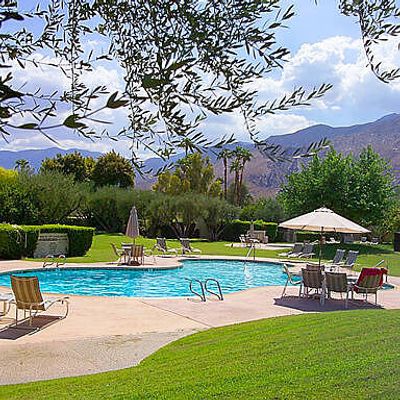 1107 E Alejo Rd, Palm Springs, CA 92262