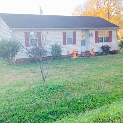 111 Christian Ln, Decherd, TN 37324