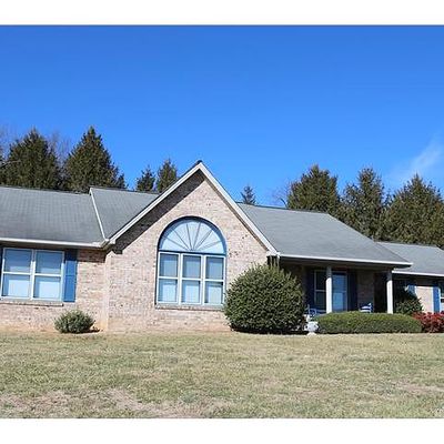 112 Belle Vernon Ln, Mills River, NC 28759