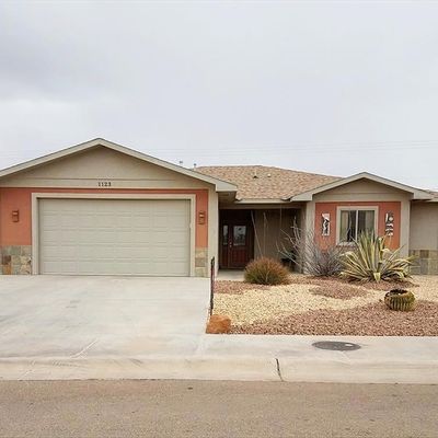 1123 Pajarito Dr, Alamogordo, NM 88310