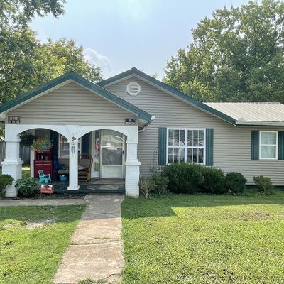 113 N West St, Decherd, TN 37324