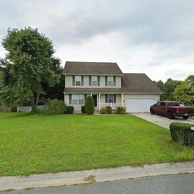 114 Acorn Forest Dr, Felton, DE 19943