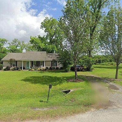 114 Pecan Dr, Ocilla, GA 31774