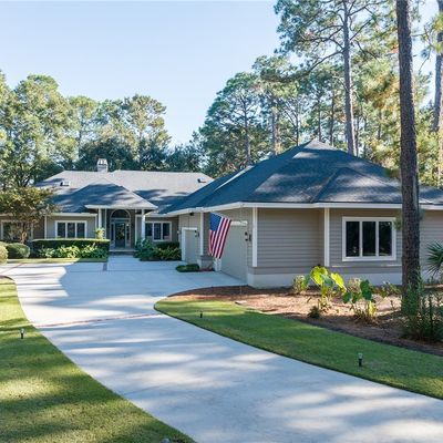 10 Long Leaf Ln, Hilton Head Island, SC 29926