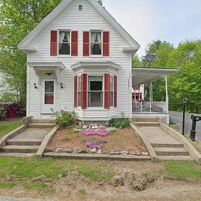 10 Webster St, Farmington, NH 03835