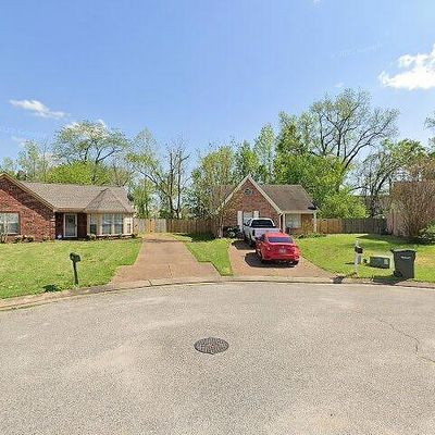 100 Riverwood Cv, Oakland, TN 38060