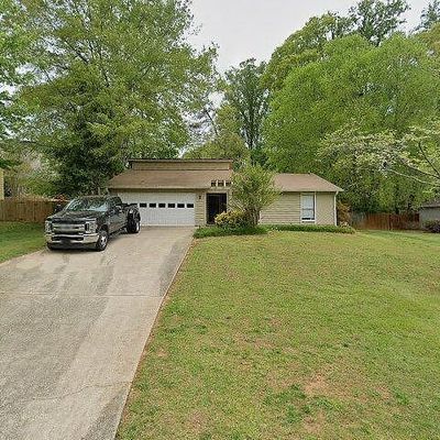 10000 Lake Forest Way, Roswell, GA 30076