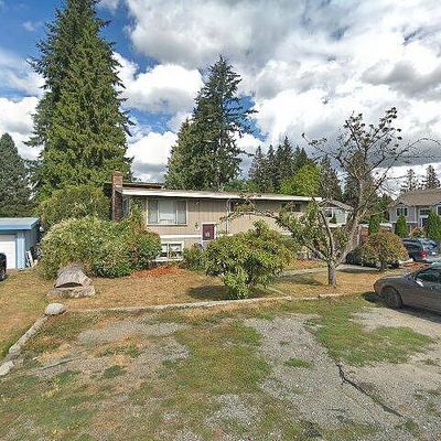 1005 Kentish Rd, Lynnwood, WA 98036