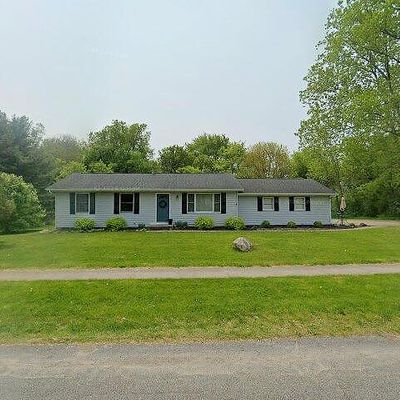 1007 Greenwood St, Middleville, MI 49333