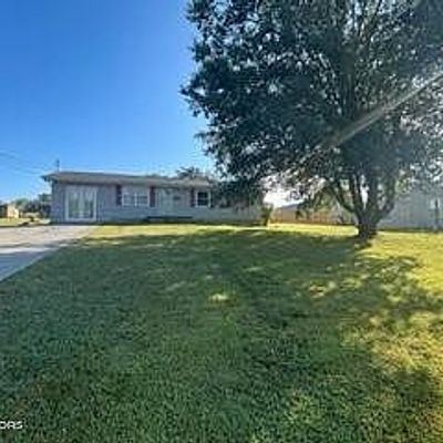 101 Phillips Ln, Clinton, TN 37716