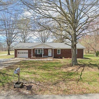 101 Woodside Dr, Dresden, TN 38225