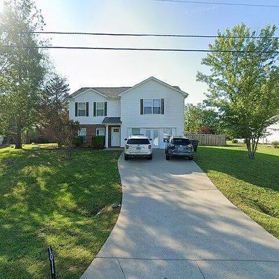 1011 Hickory Pointe, Dickson, TN 37055