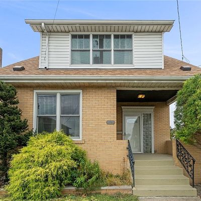 1014 Montana Ave, Natrona Heights, PA 15065