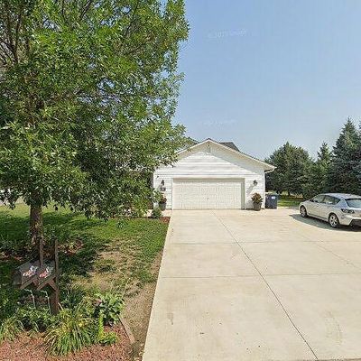 1016 Lacy Ln, Belle Plaine, MN 56011