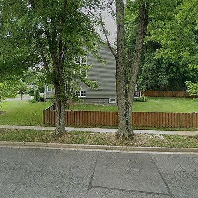 102 Patrick St Sw, Vienna, VA 22180