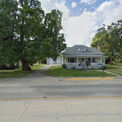 102 S 1 St St, Ridge Farm, IL 61870