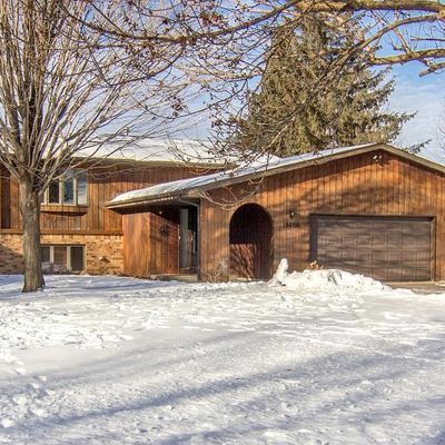 10200 Hupp St Ne, Circle Pines, MN 55014