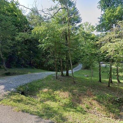 10209 Ligon Love Rd, Bon Aqua, TN 37025