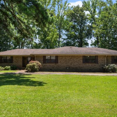 1025 Joann Dr, Southaven, MS 38671