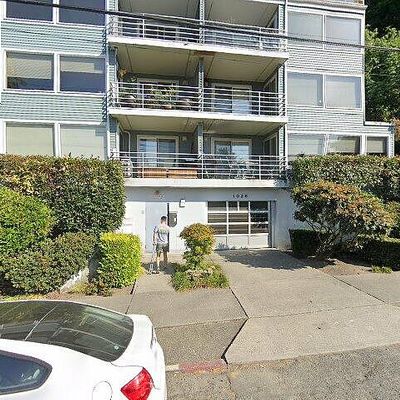 1028 Lakeview Blvd E #12, Seattle, WA 98102