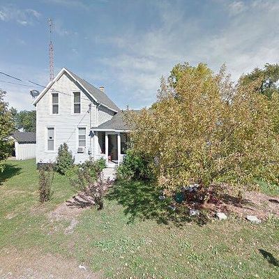 104 E Locust St, La Moille, IL 61330