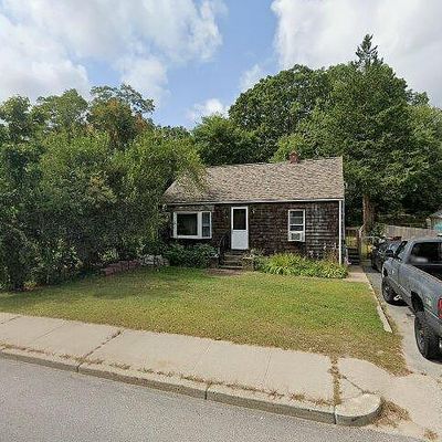 104 Knotty Oak Rd, Coventry, RI 02816