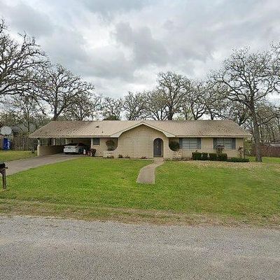 104 Molly Ln, La Grange, TX 78945