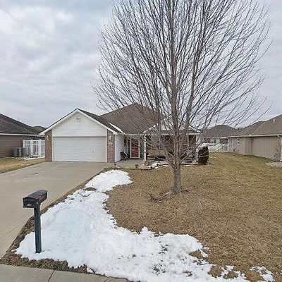 104 Nw Jackie Ave, Grain Valley, MO 64029