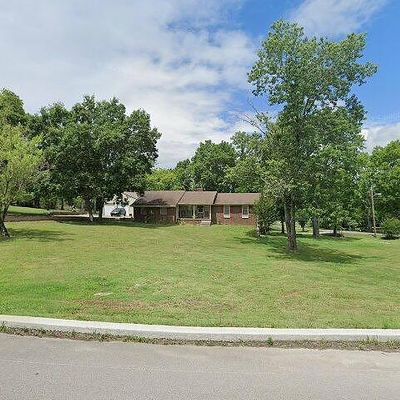 1040 Yell Rd, Lewisburg, TN 37091