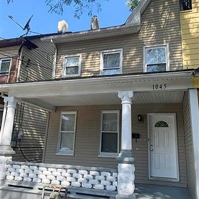 1045 W Wilkes Barre St, Easton, PA 18042