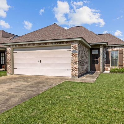 105 Canton Ct, Youngsville, LA 70592