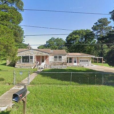 105 Cross St, Willis, TX 77378