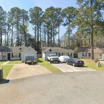 125 Leeward Dr, Kingsland, GA 31548