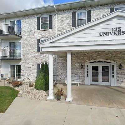 125 N University Dr #214, West Bend, WI 53095