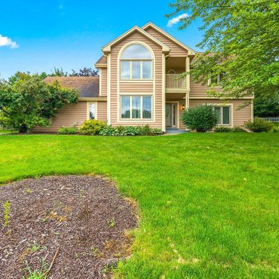 1250 Poplar Ridge Ct, Brookfield, WI 53045