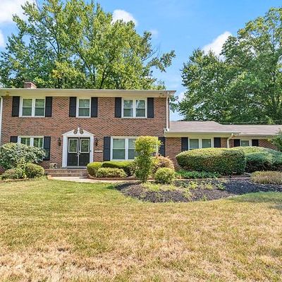 12512 Surrey Circle Dr, Fort Washington, MD 20744