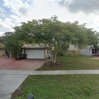 12537 Westhampton Cir, Wellington, FL 33414