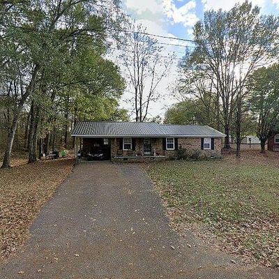 1260 Main St E, Savannah, TN 38372