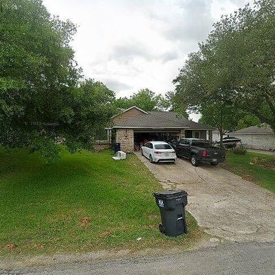 12710 Lake Conroe Hills Dr, Willis, TX 77318