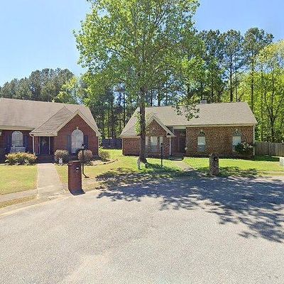 129 Stratshire Ln, Pelham, AL 35124