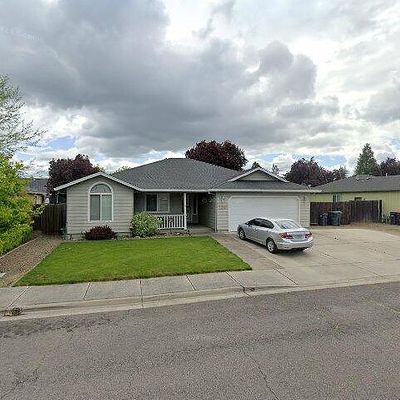 1292 Greentree Way, Central Point, OR 97502