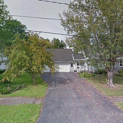 13 Caswell St, Augusta, ME 04330