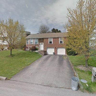 13 Elkie Dr, Washington, PA 15301