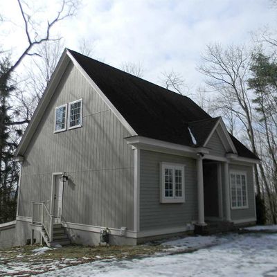 13 High Ridge Dr, Dover, NH 03820