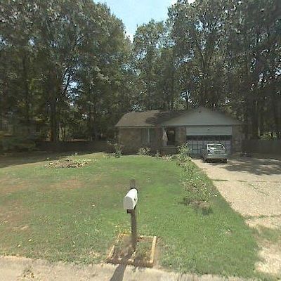 130 Foxdell Cir, Jacksonville, AR 72076