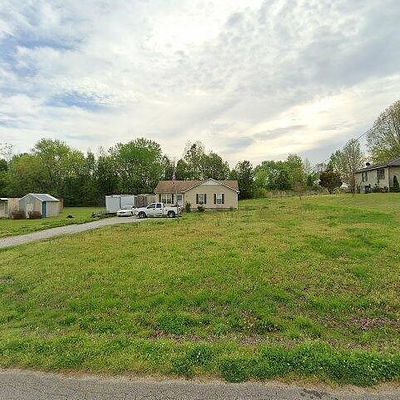 130 Joe Barfield Rd, Henning, TN 38041