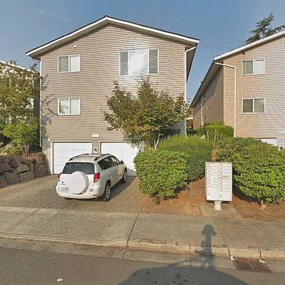 1302 Chestnut St #1, Everett, WA 98201